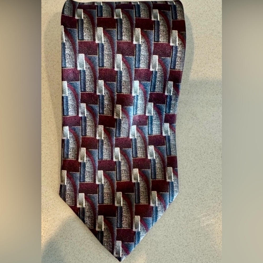 Pronto Uomo Made in Italy Silk Tie Gray Burgundy Geometric Mens Tie Classic Work